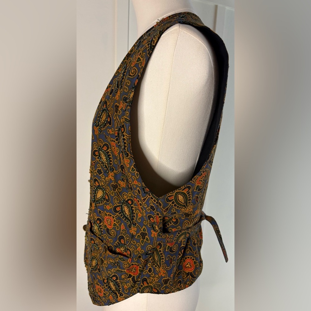 Passports of Pier 1 Imports Beaded Paisley VINTAGE Vest in Rich Colors w Toggles - Picture 3 of 12